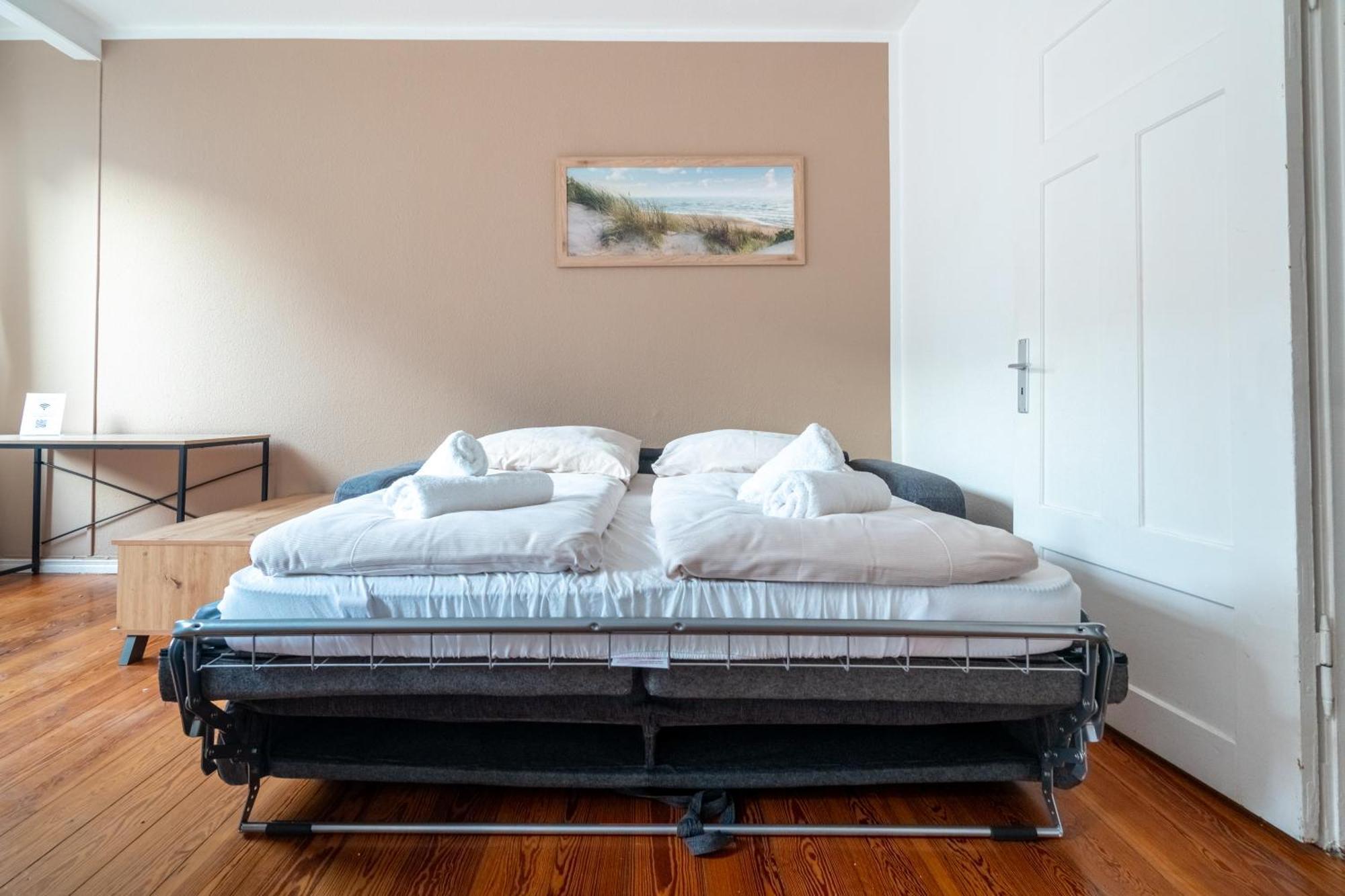 Grosses Apartment Mit 2 Balkonen Zentral Am Nordertor เฟลนส์บวร์ก ภายนอก รูปภาพ