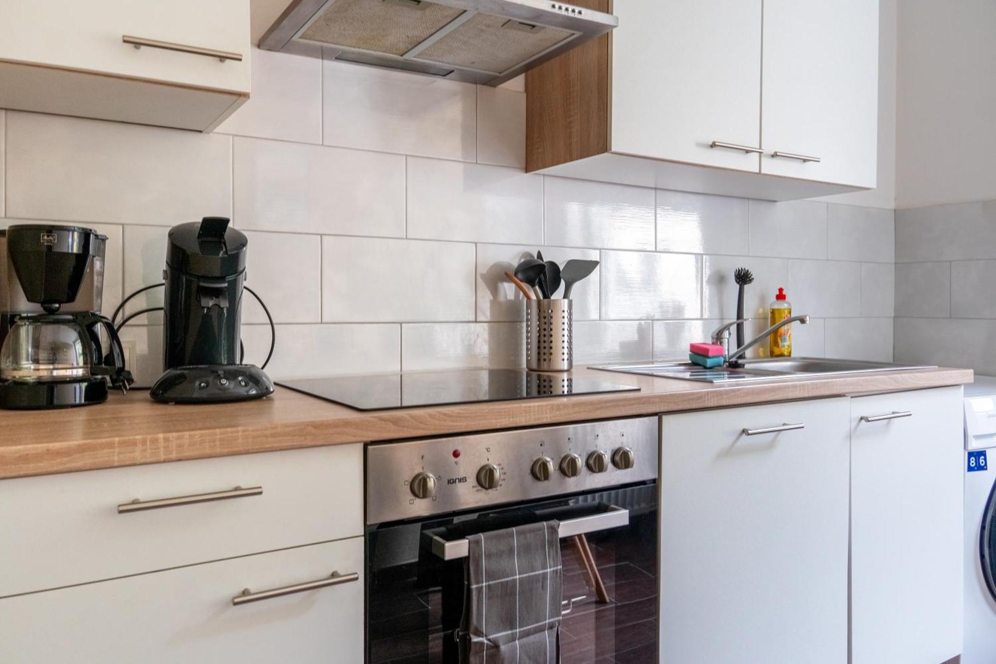 Grosses Apartment Mit 2 Balkonen Zentral Am Nordertor เฟลนส์บวร์ก ภายนอก รูปภาพ