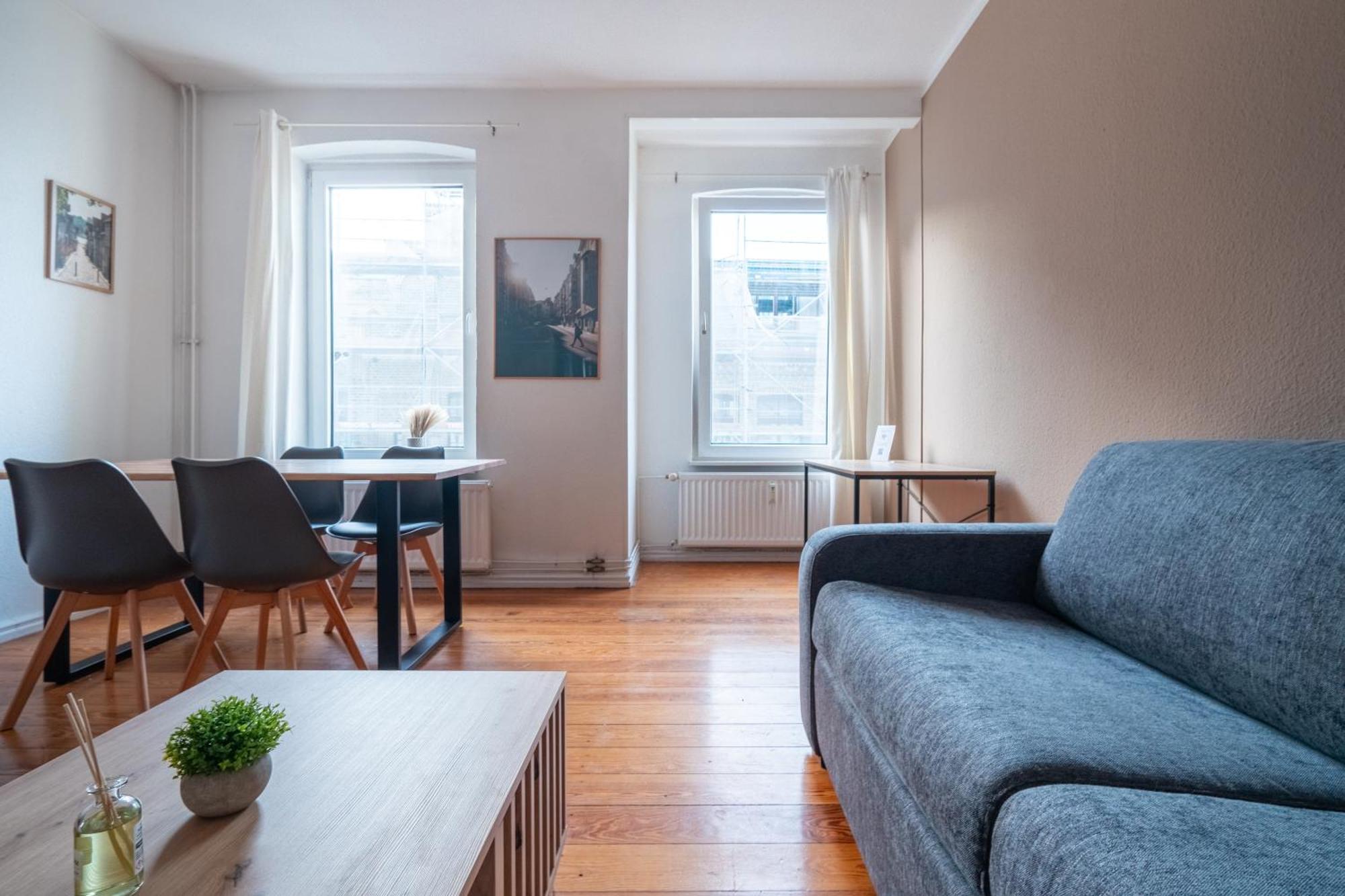 Grosses Apartment Mit 2 Balkonen Zentral Am Nordertor เฟลนส์บวร์ก ภายนอก รูปภาพ